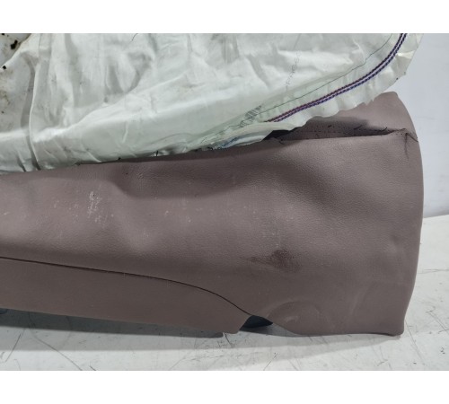 Подушка заднего сиденья боковая левая