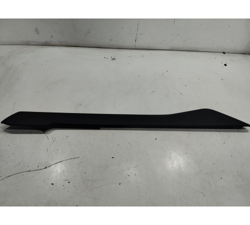 Накладка центральной консоли левая