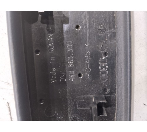 Накладка центральной консоли левая