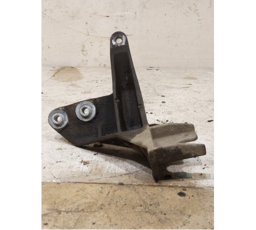 Кронштейн мкпп