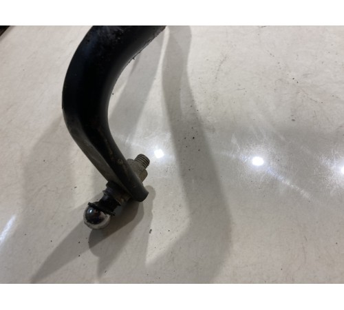 Стабилизатор передний