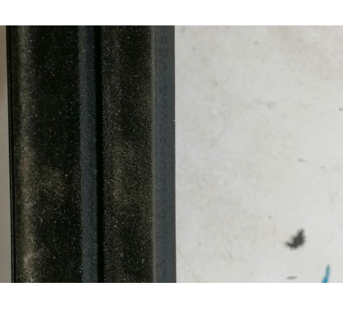 Уплотнитель стекла передний левый наружний