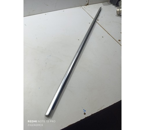 Молдинг стекла передний правый наружный, уплотнитель