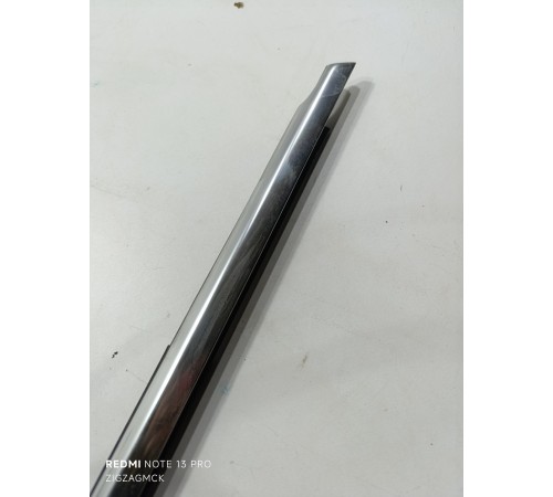 Молдинг стекла передний правый наружный, уплотнитель