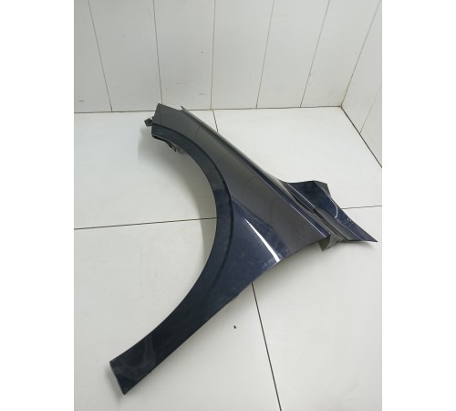 Крыло переднее левое