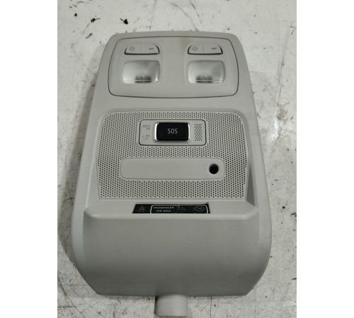 Плафон внутреннего освещения салона