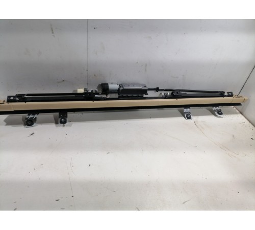 Шторка заднего стекла электрическая выдвижная