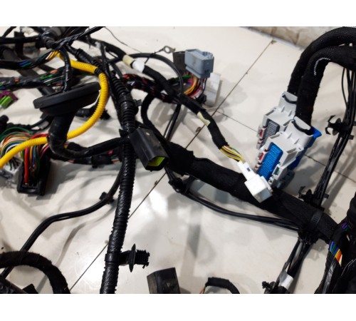 Электропроводка салона