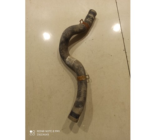 Патрубок системы охлаждения