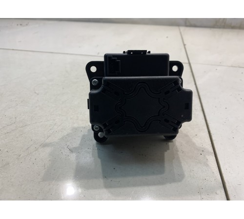 Блок управления мультимедиа