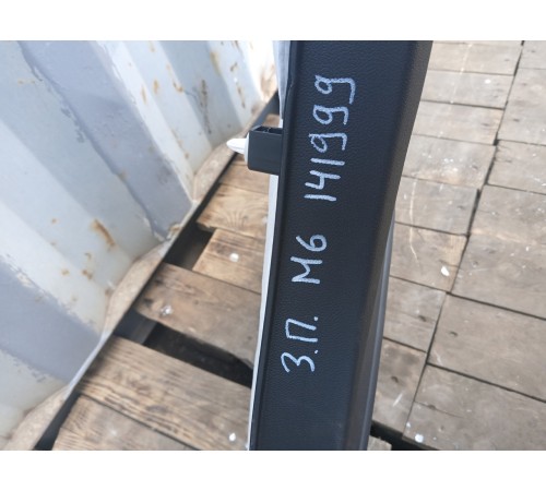 Обшивка двери задняя правая