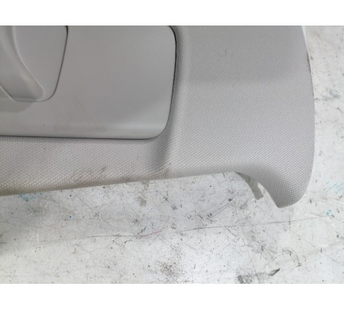 Накладка центральной стойки левая верхняя