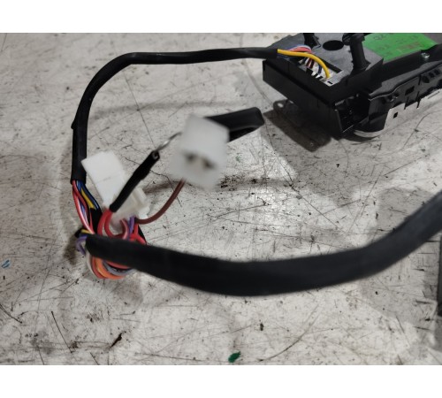 Кнопки руля многофункциональные