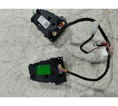 Кнопки руля многофункциональные