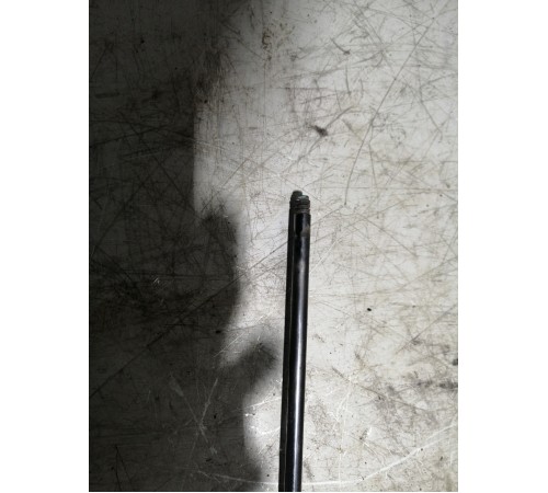 Амортизатор багажника