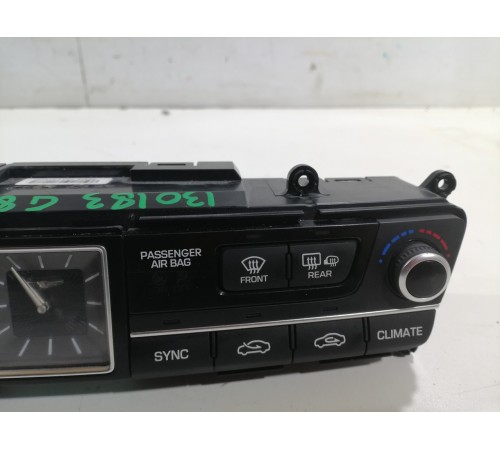 Блок управления климат контролем передний