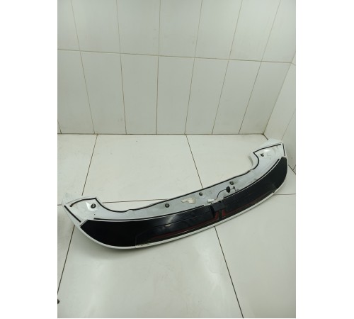 Спойлер двери крышки багажника