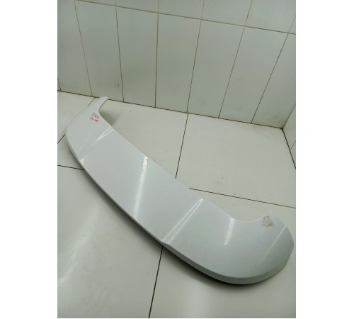 Спойлер двери крышки багажника