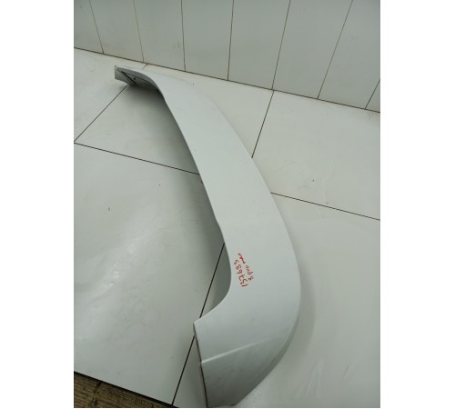 Спойлер двери крышки багажника