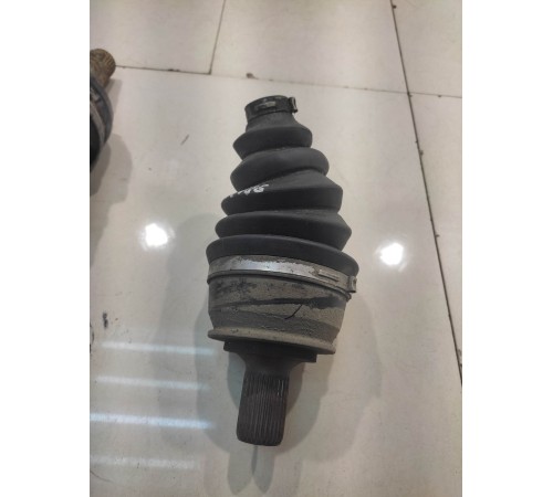 Полуось (привод) (передний, левый)