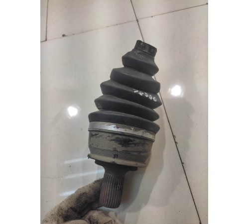 Полуось (привод) (передний, левый)