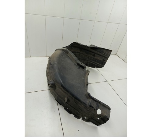 Подкрылок локер задний правый