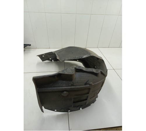 Подкрылок локер задний правый