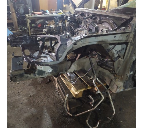 Лонжерон(передний левый)