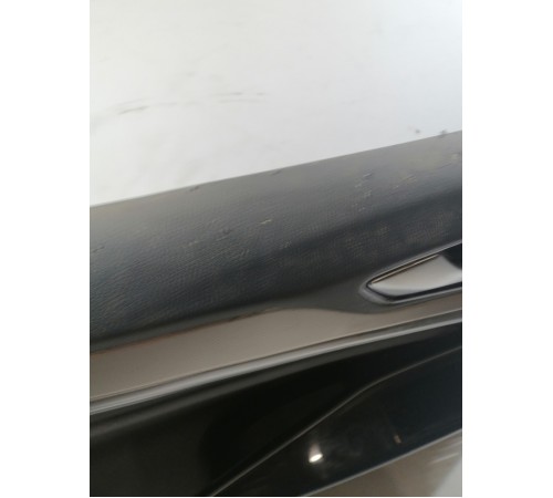 Обшивка двери передняя левая