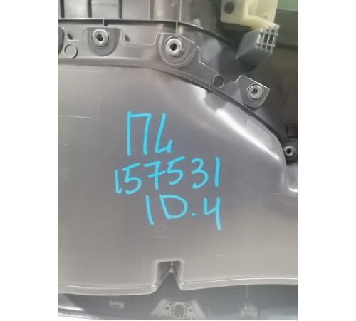 Обшивка двери передняя левая