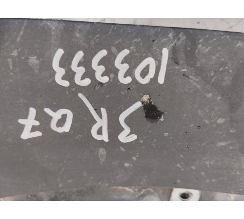 Брызговик (задний правый)