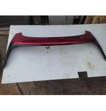 Спойлер крышки багажника