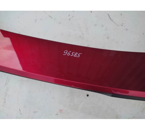 Спойлер крышки багажника