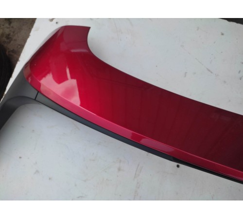 Спойлер крышки багажника