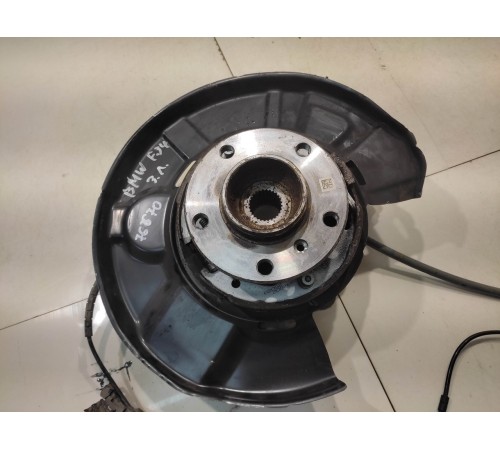 Поворотный кулак (задний, левый)