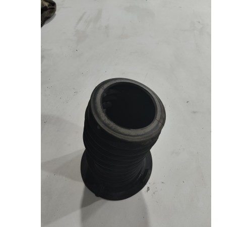 Пыльник амортизатора(передний левый)