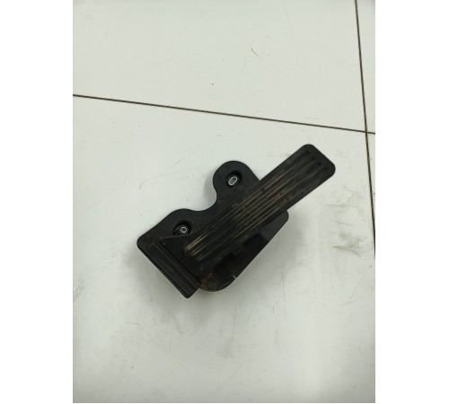 Педаль акселератора