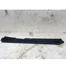 Солнцезащитная шторка задняя левая