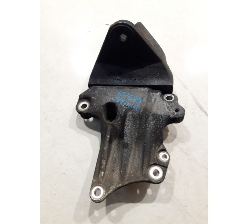 Кронштейн(крепление) двигателя