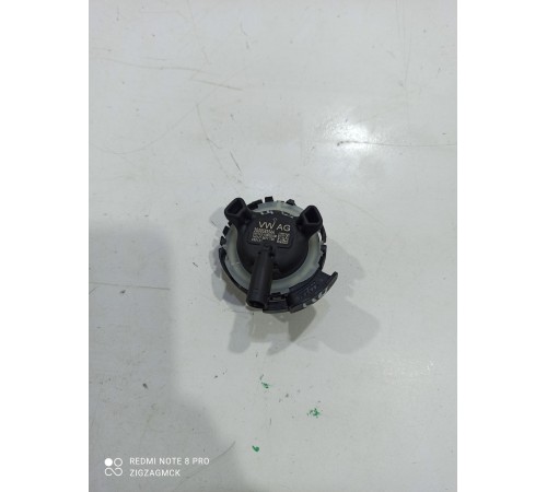 Датчик удара (передний правый)