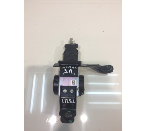 Ремень безопасности задний средний