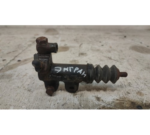 Цилиндр сцепления рабочий