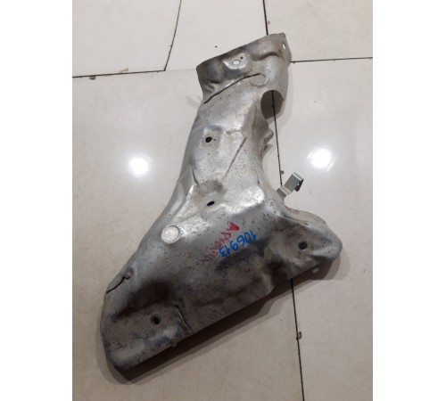 Теплоизоляционный экран выпускного коллектора