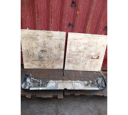 Бампер задний