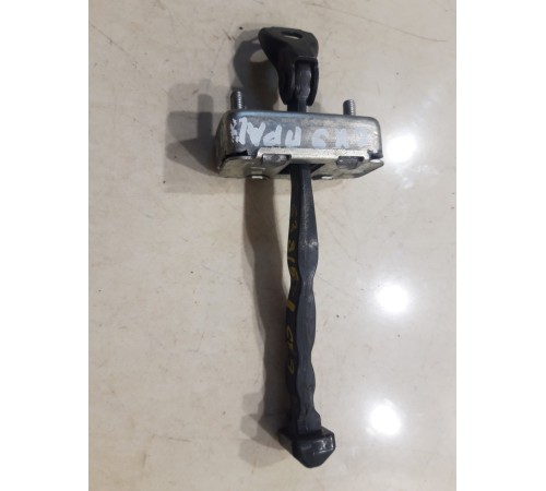 Ограничитель двери (передний, правый)