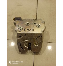 Замок крышки багажника