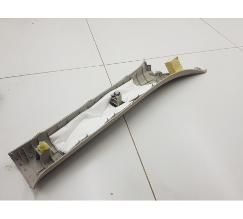 Обшивка стойки лобового стекла левая