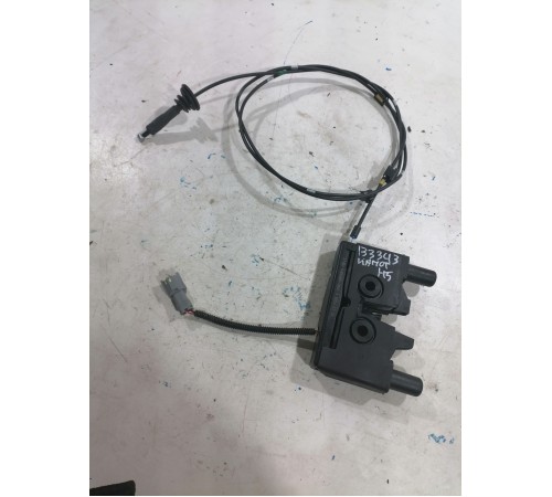 Замок капота 