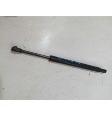 Амортизатор пола багажника