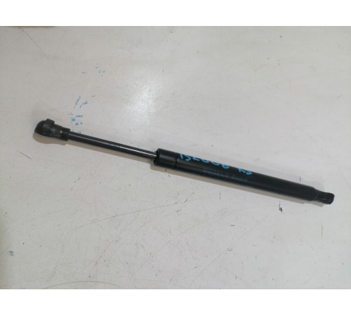 Амортизатор пола багажника